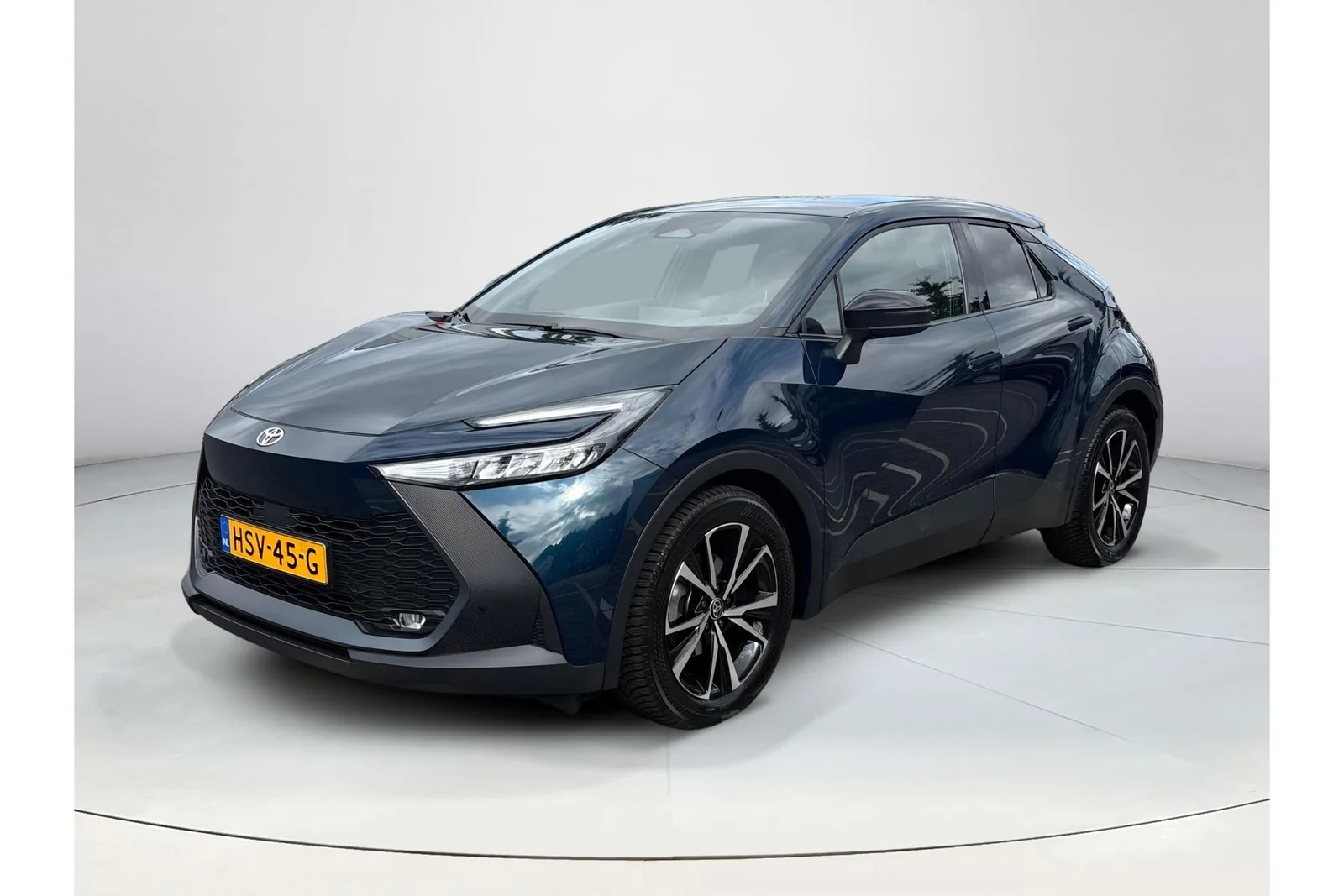 Toyota C-HR (2025) — foto 1