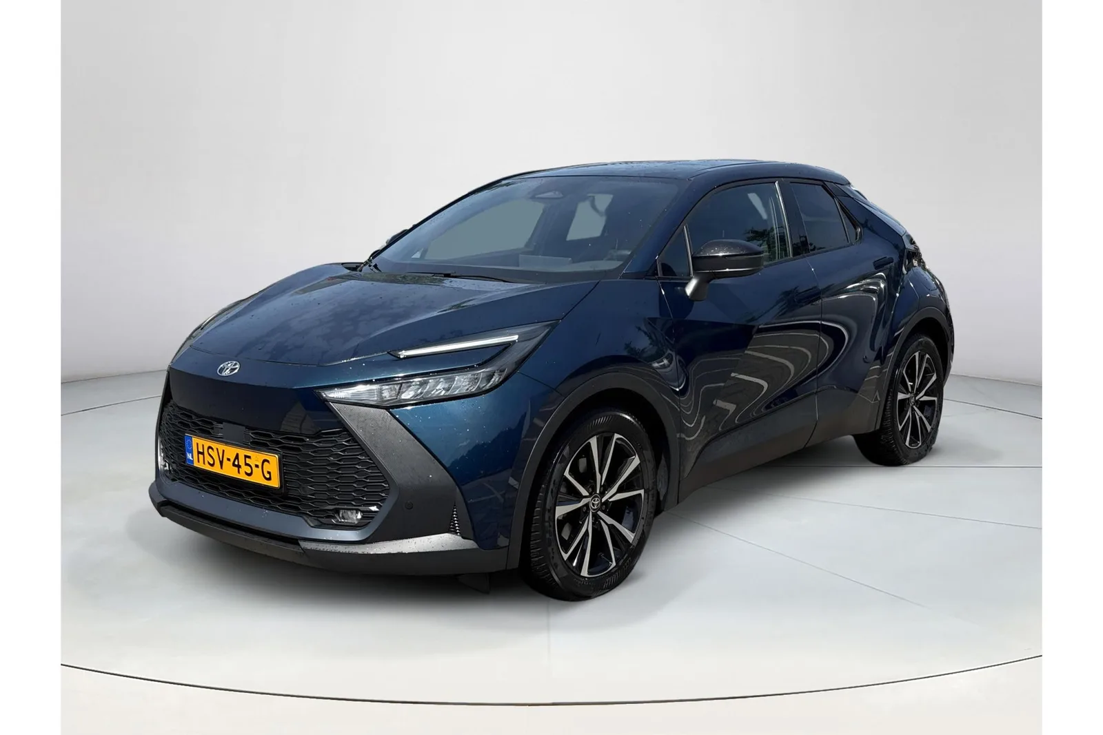 Toyota C-HR (2025) — foto 1