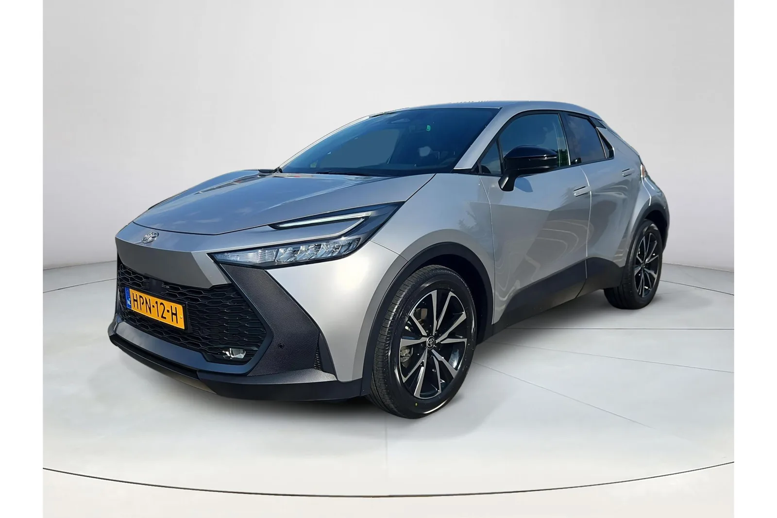 Toyota C-HR (2025) — foto 1