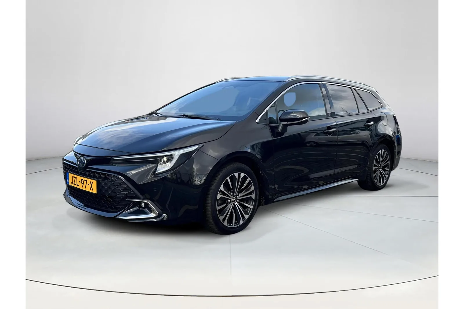 Toyota Corolla (2024) — foto 1