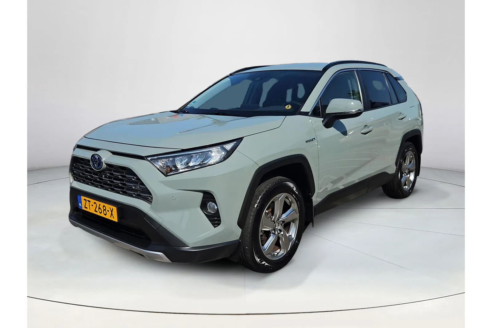 Toyota RAV4 (2019) — foto 1
