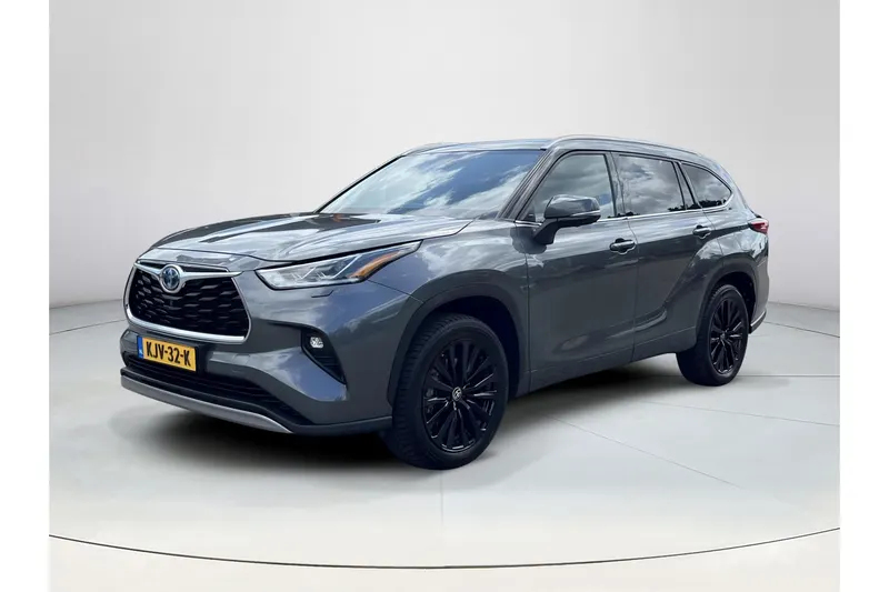 Toyota Highlander (2023)