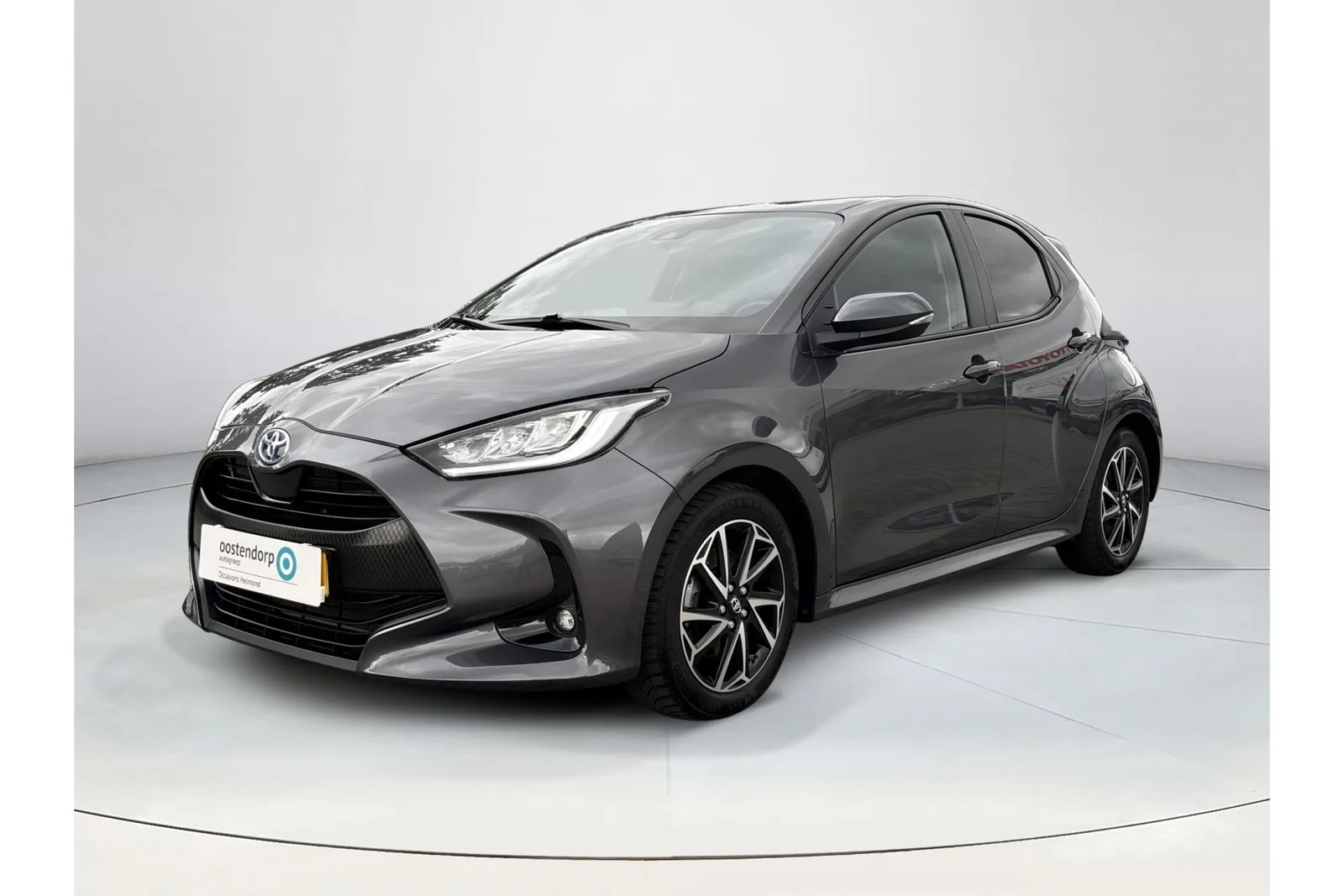 Toyota Yaris (2022) — foto 1