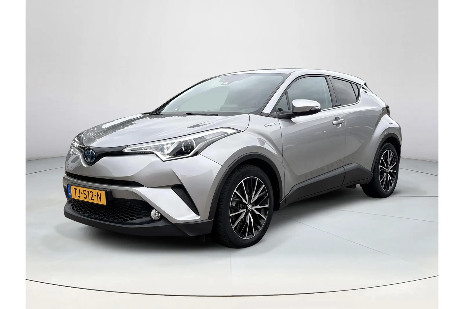 Toyota C-HR (2018) — foto 1