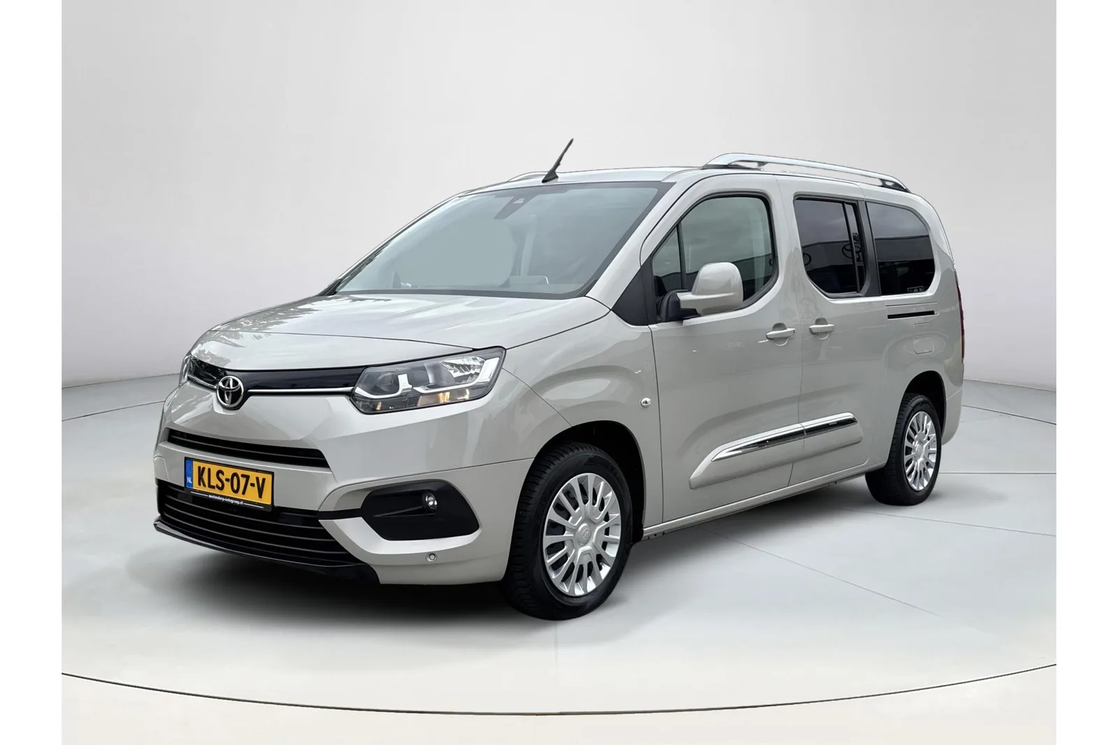 Toyota Proace (2020) — foto 1