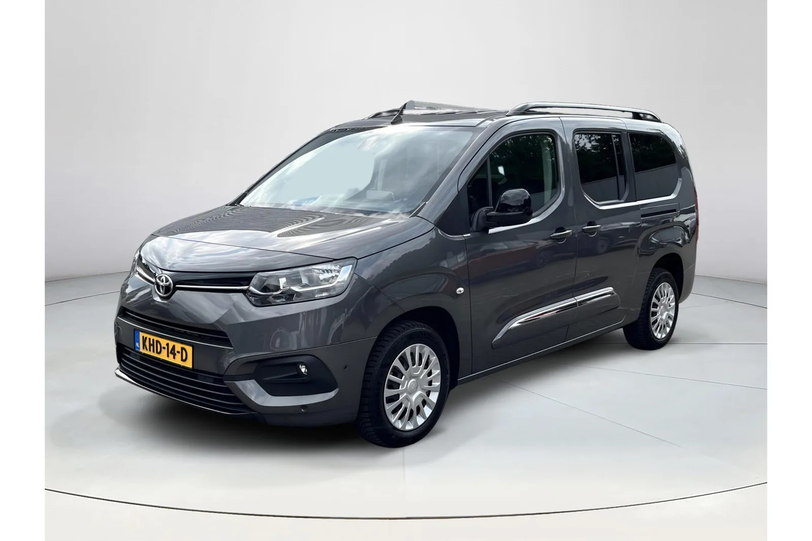 Toyota Proace (2023) — foto 1