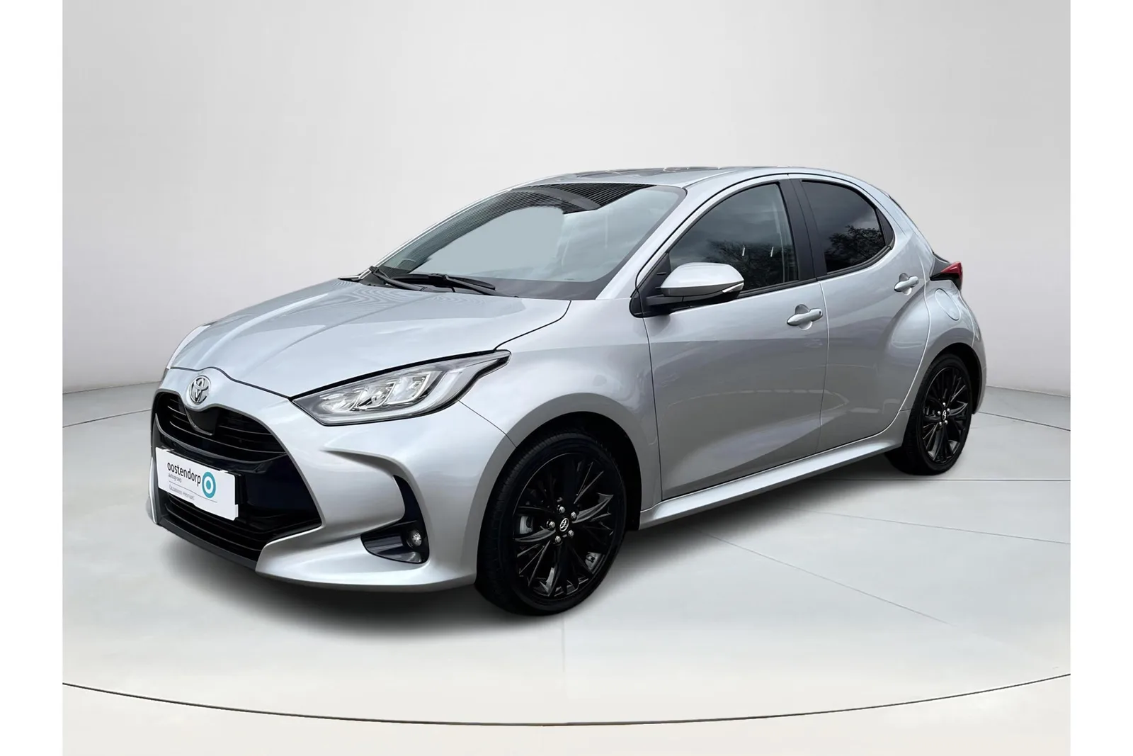Toyota Yaris (2024) — foto 1