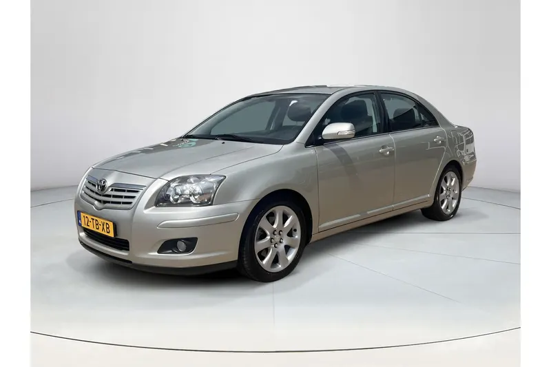 Toyota Avensis (2006)