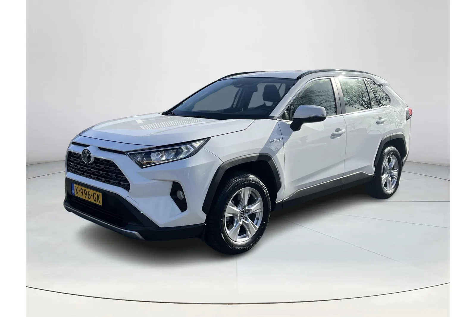 Toyota RAV4 (2021) — foto 1