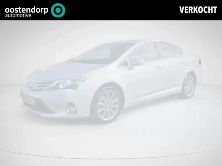 Toyota Avensis (2014) — foto 1