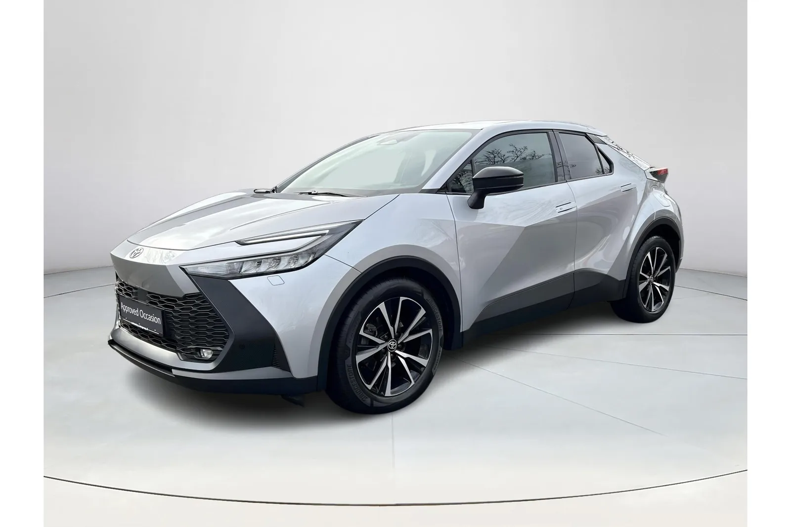 Toyota C-HR (2024) — foto 1