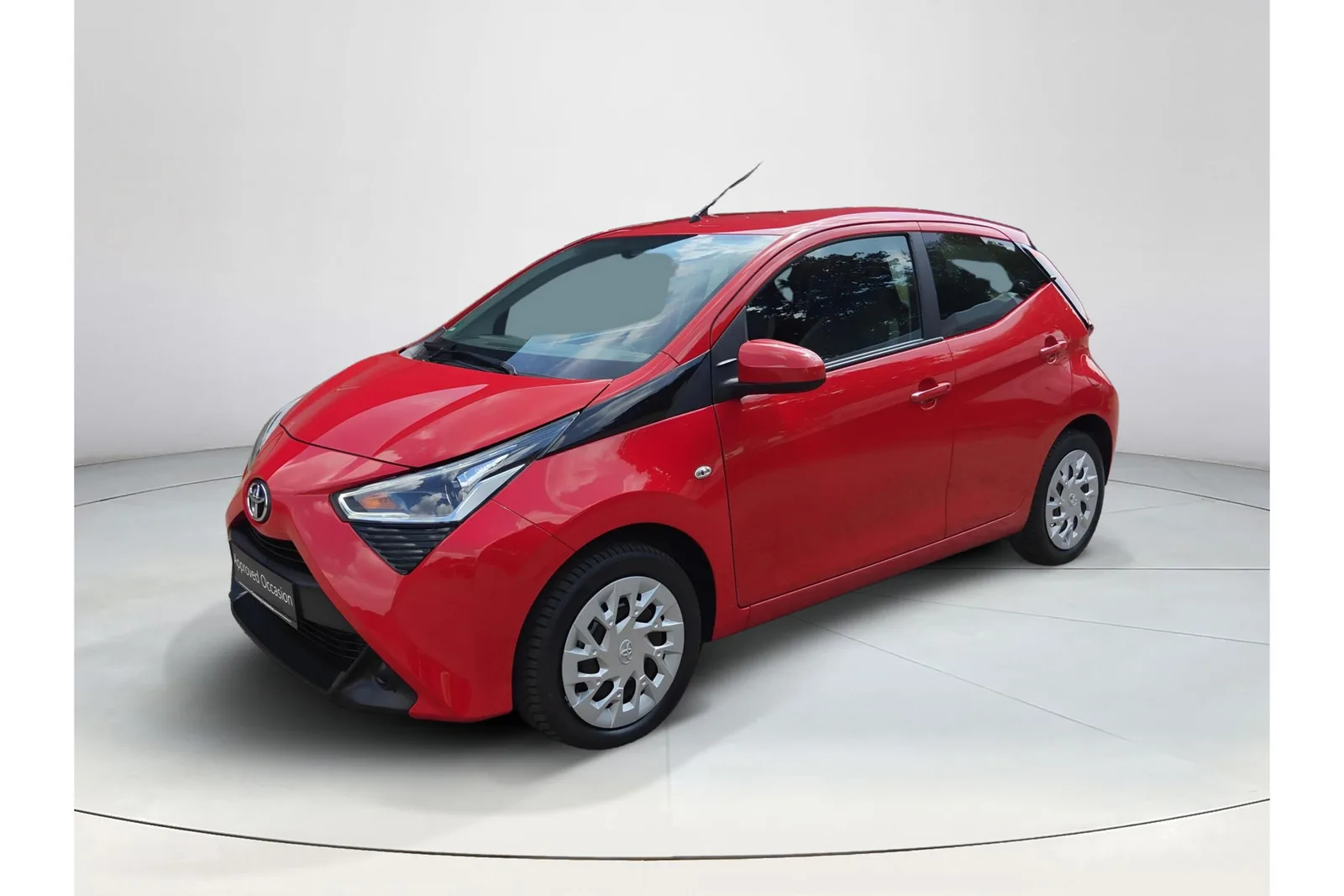 Toyota Aygo (2022) — foto 1