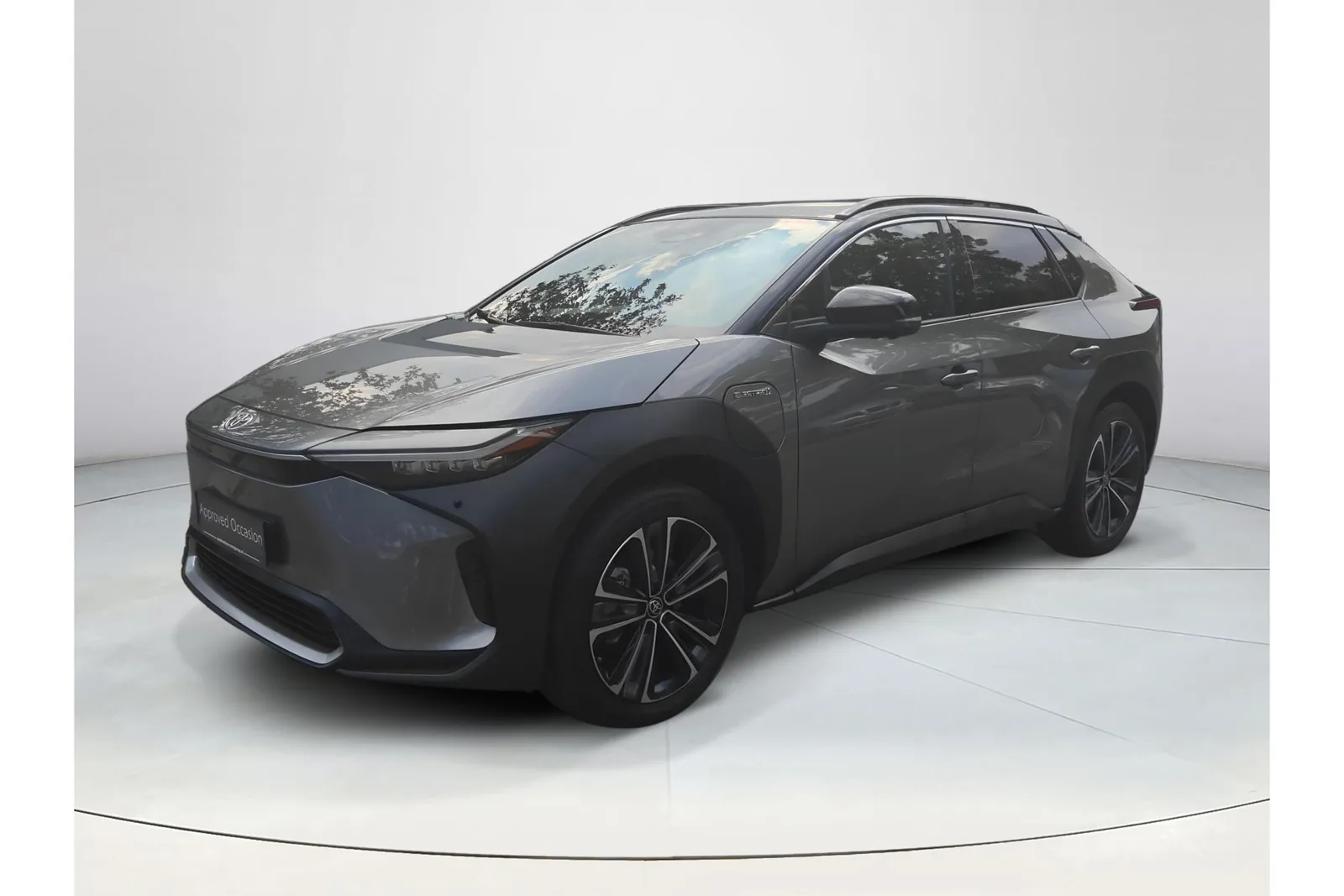 Toyota bZ4X (2023) — foto 1