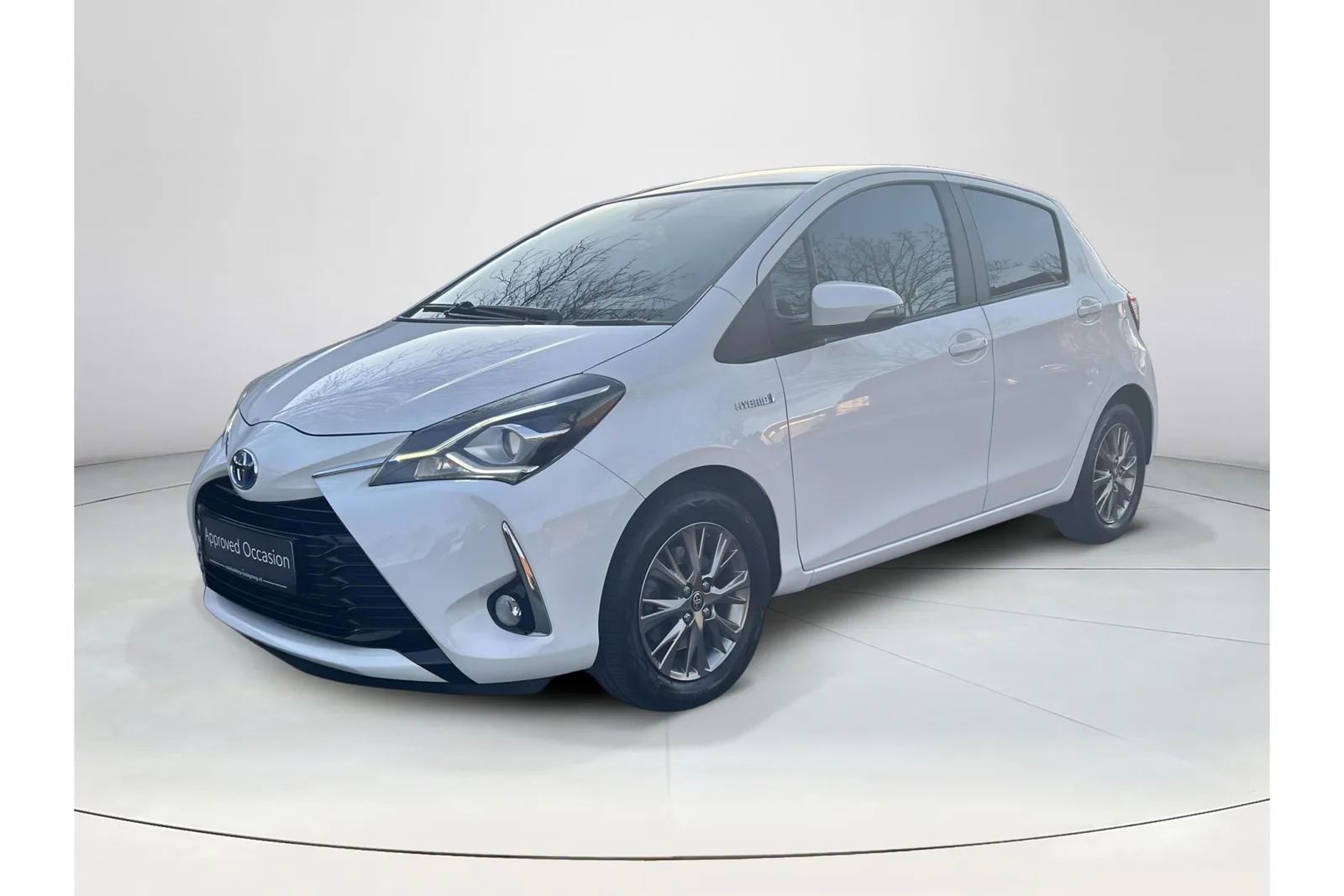 Toyota Yaris (2019) — foto 1