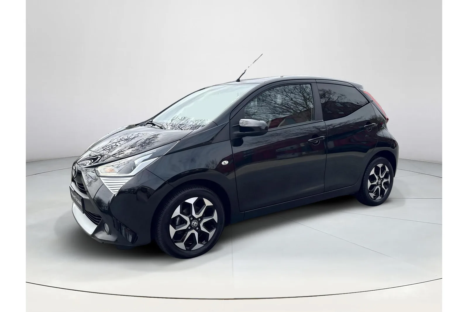 Toyota Aygo (2021) — foto 1