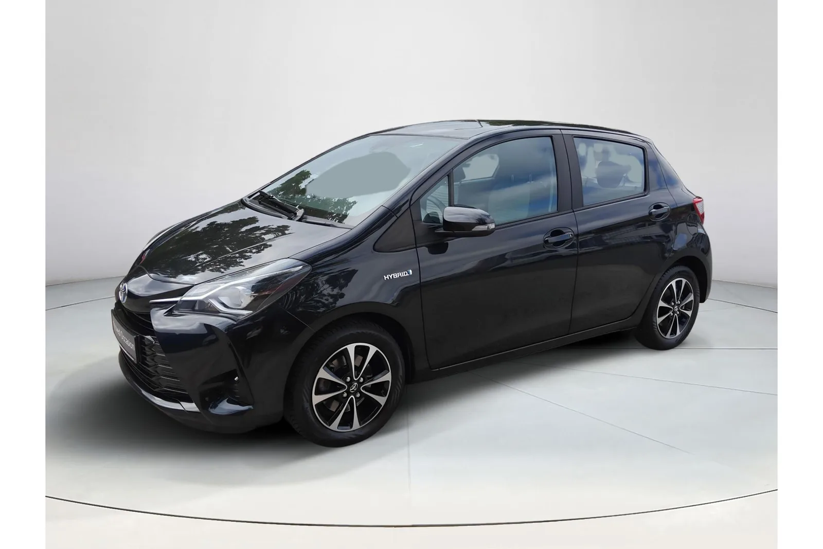 Toyota Yaris (2018) — foto 1