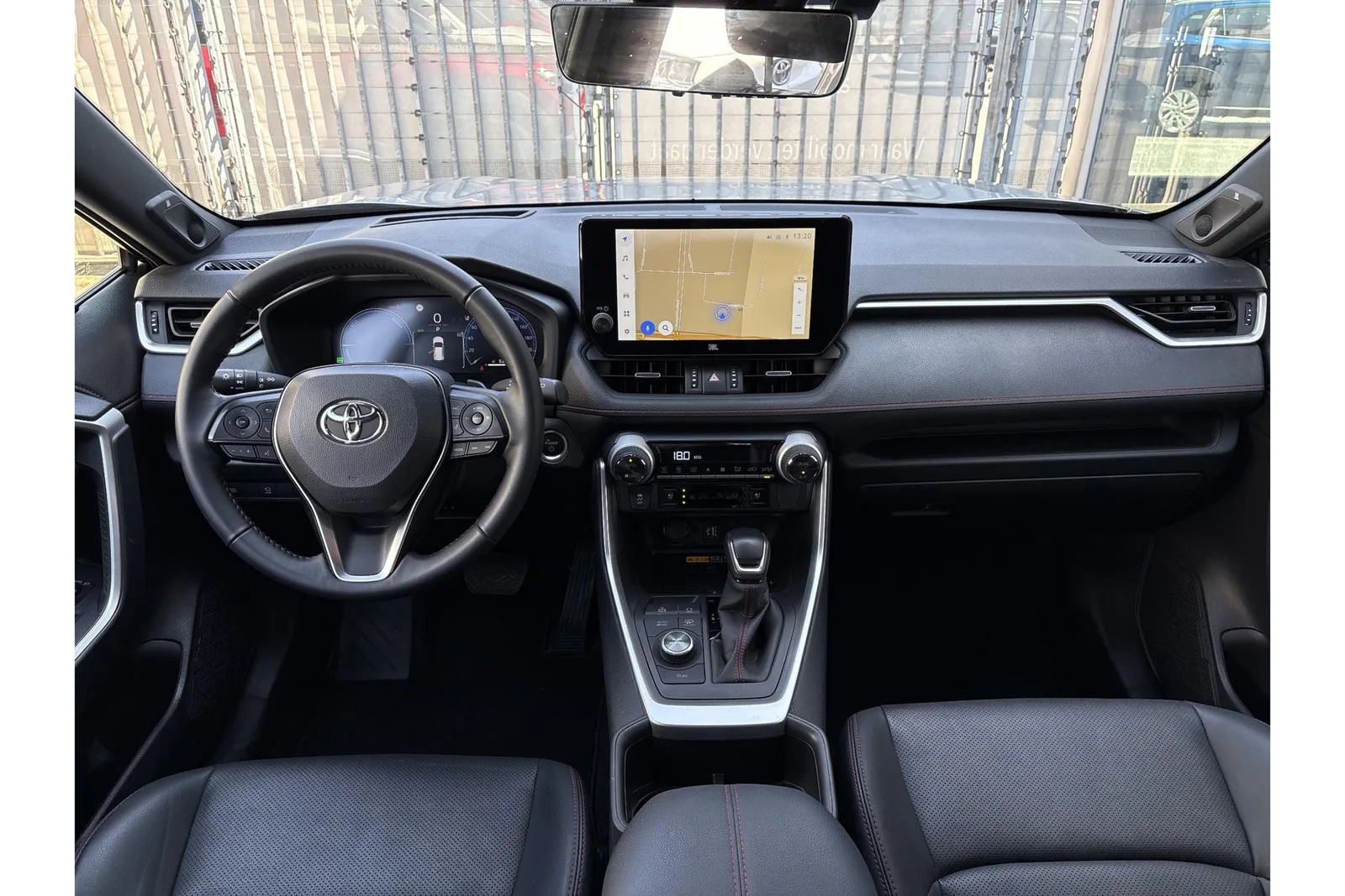 Toyota RAV4 (2025) — foto 1