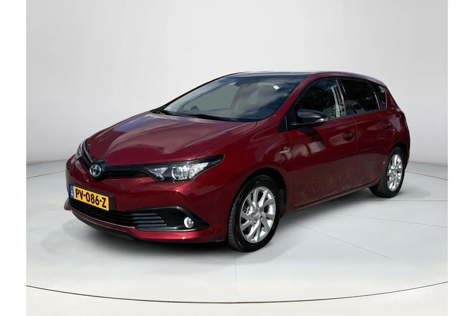 Toyota Auris (2017) — foto 1