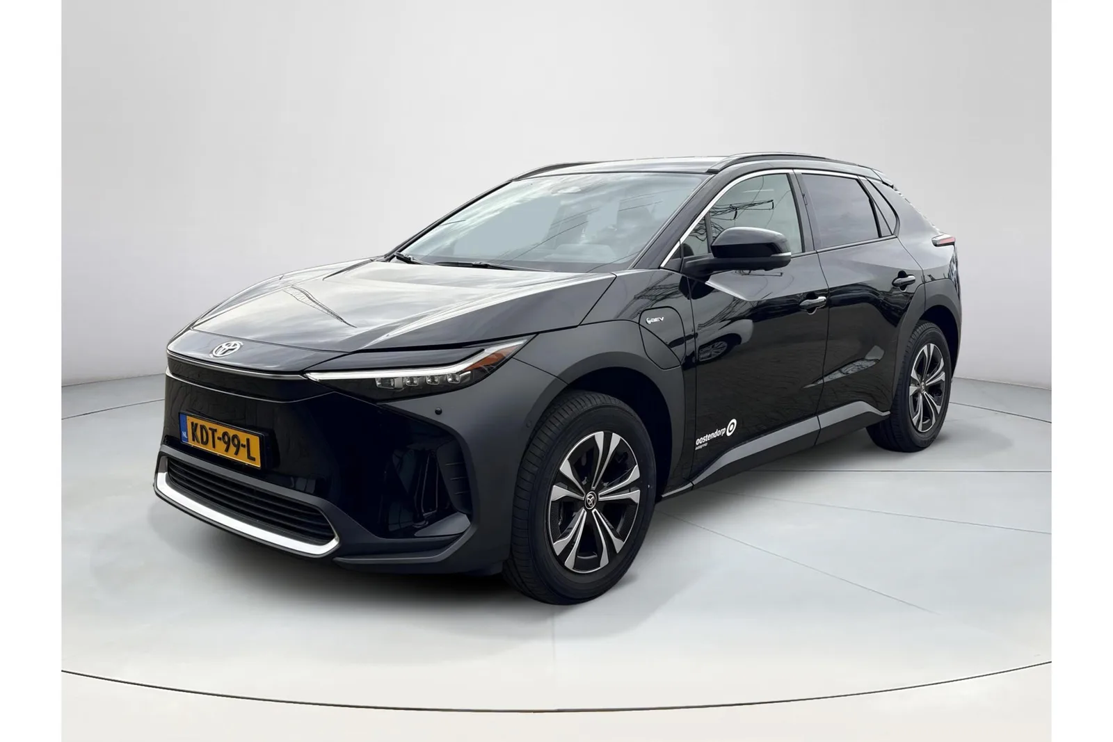 Toyota bZ4X (2026) — foto 1