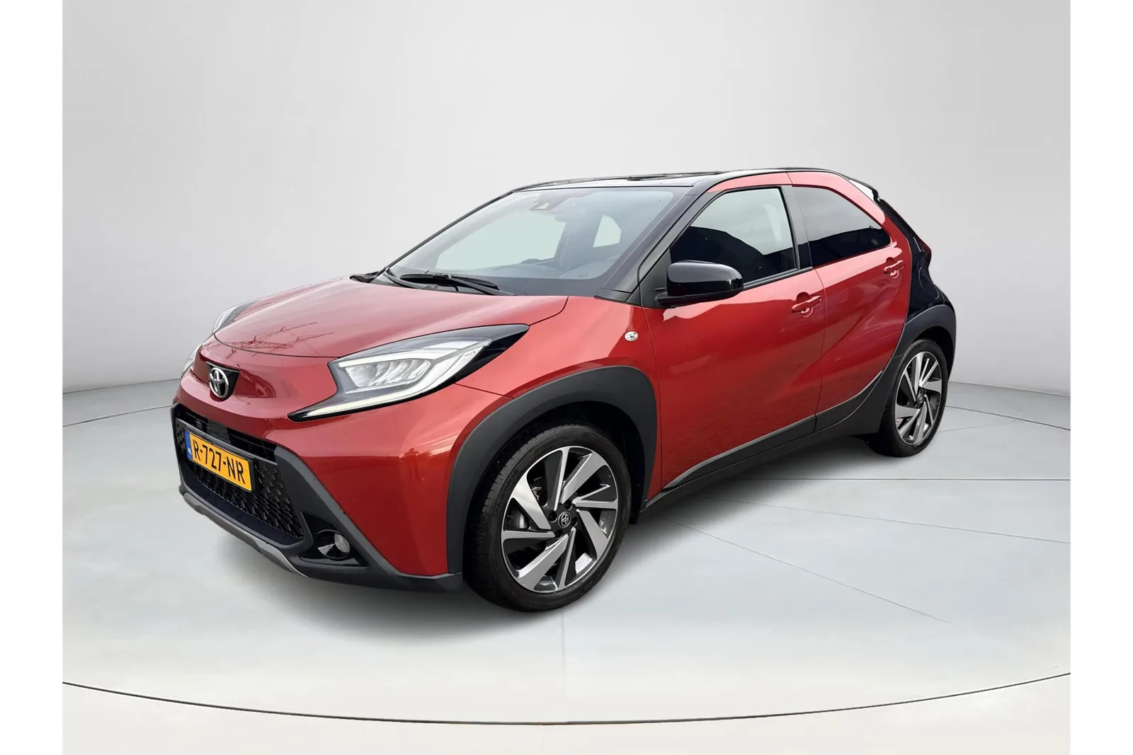 Toyota Aygo X (2022) — foto 1