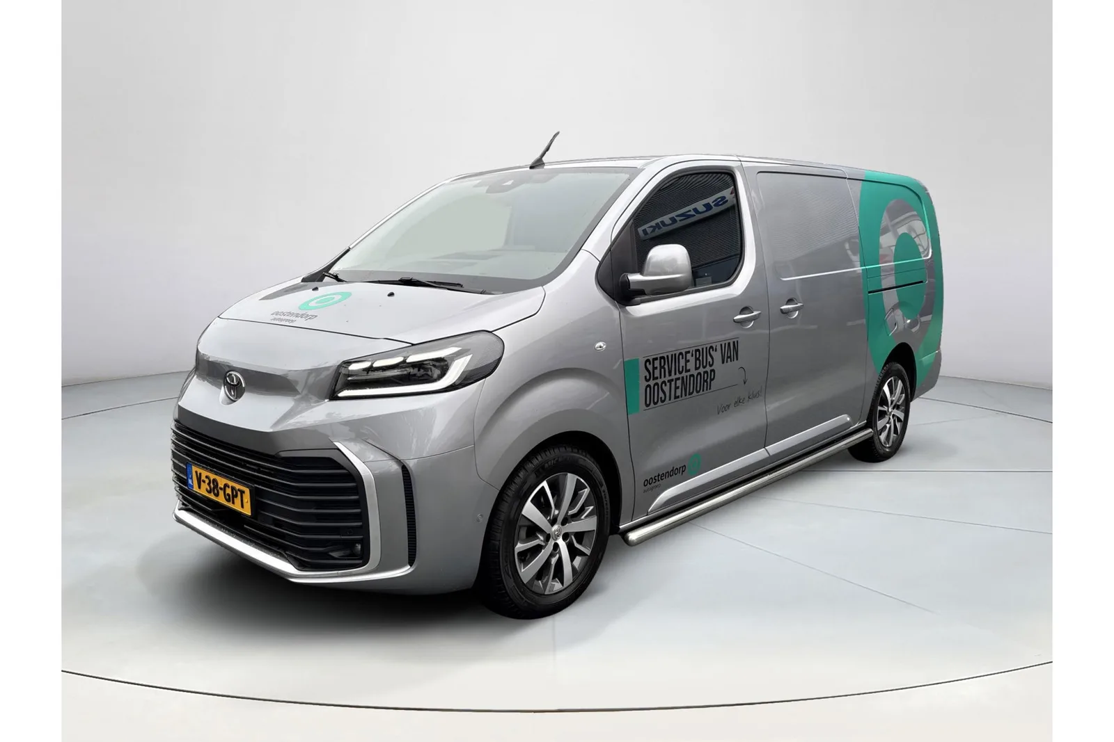 Toyota ProAce Long Worker (2024) — foto 1