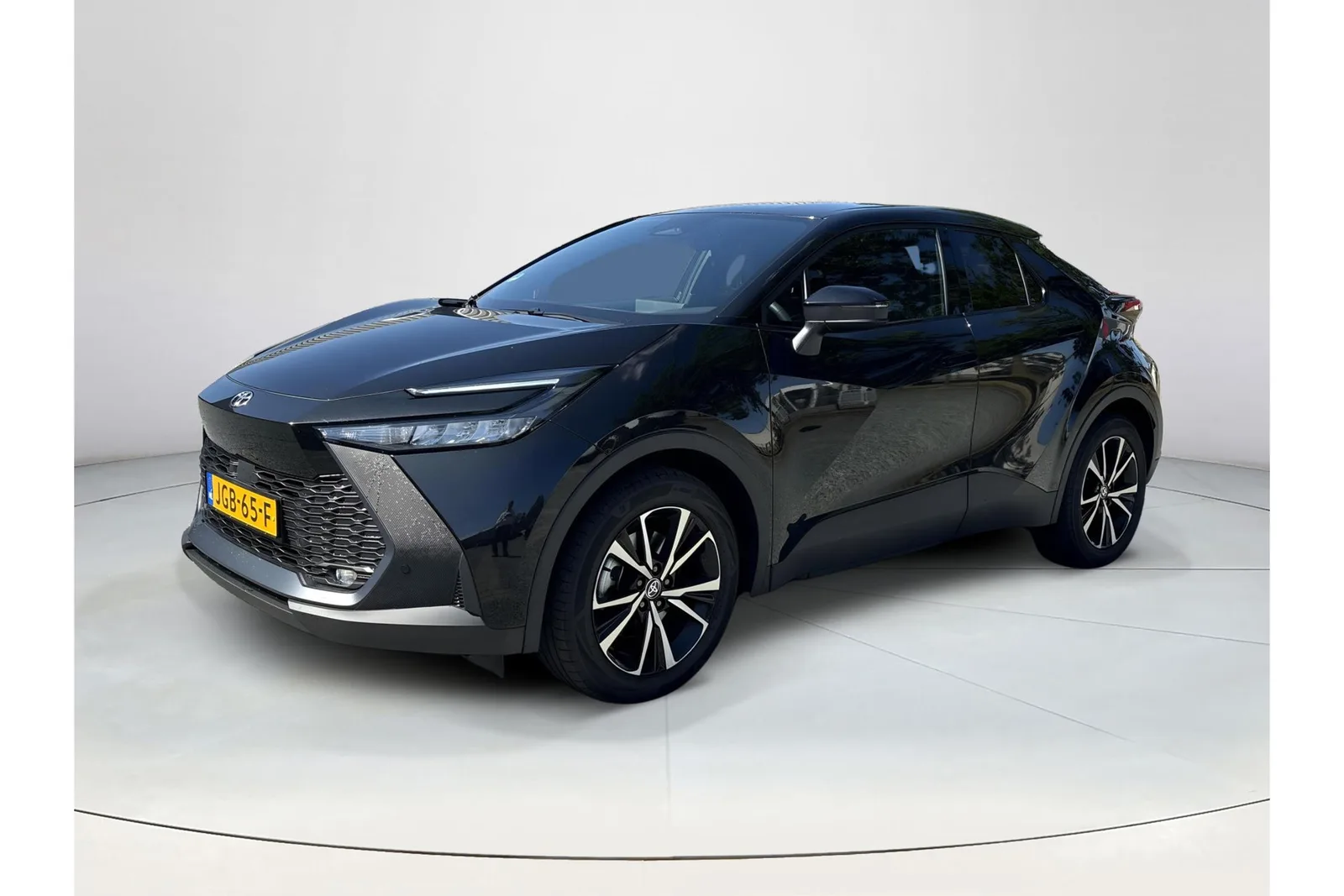Toyota C-HR (2025) — foto 1