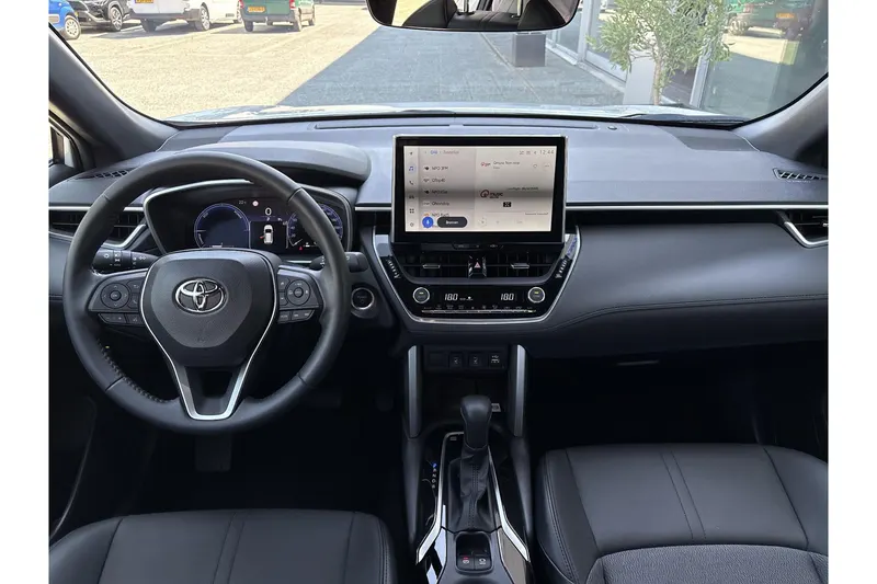Toyota Corolla (2023)