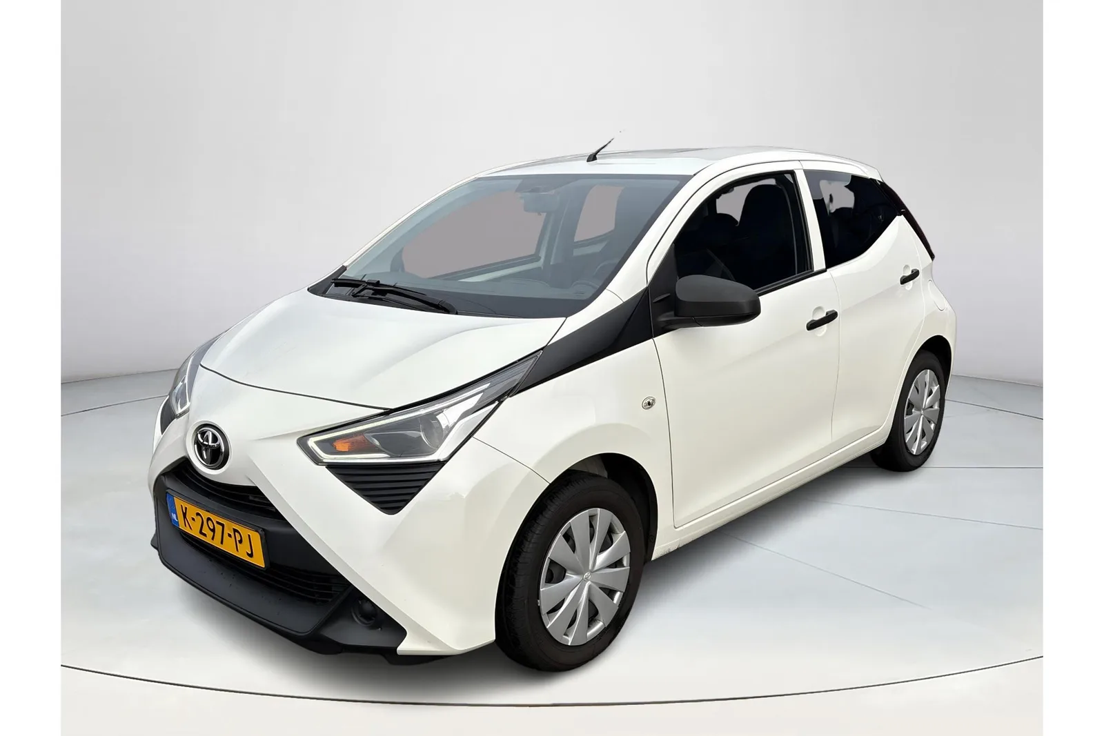 Toyota Aygo (2021) — foto 1