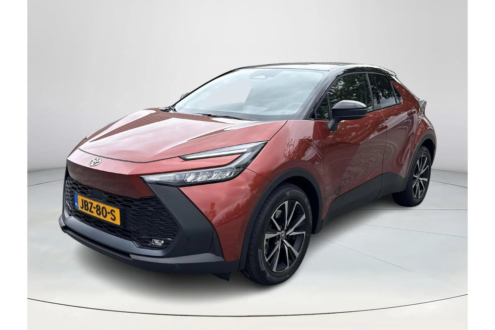 Toyota C-HR (2025) — foto 1