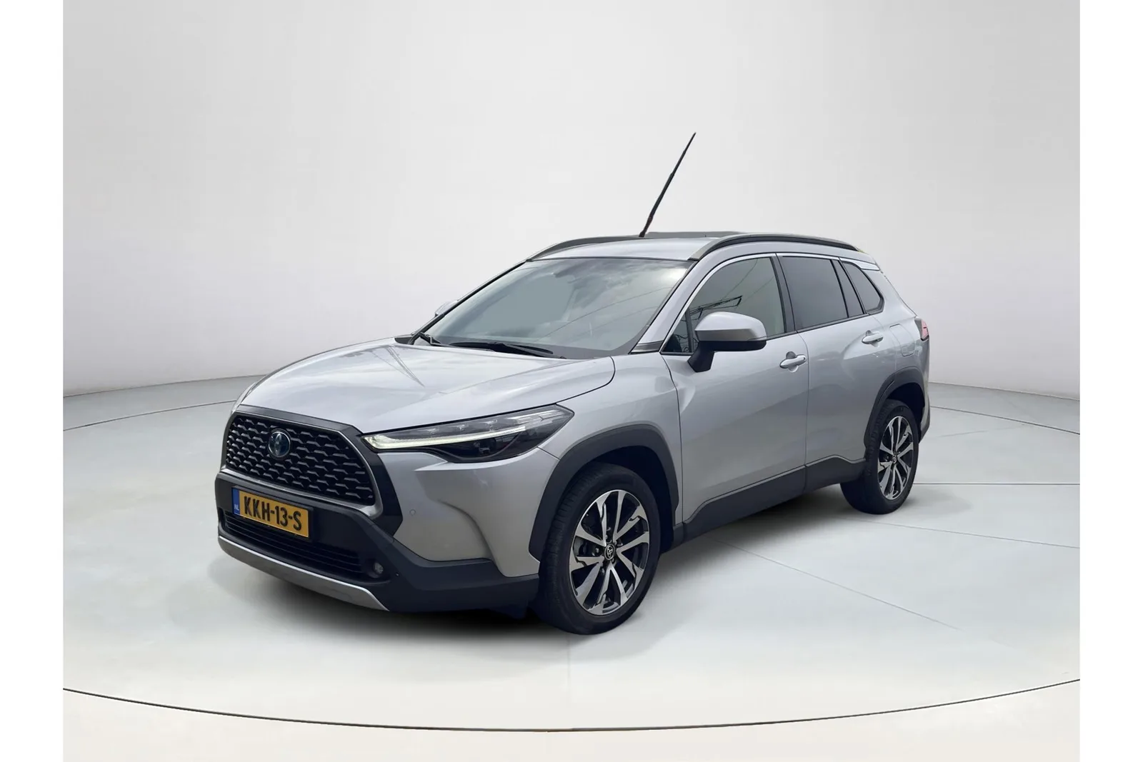 Toyota Corolla (2023) — foto 1