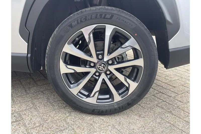 Toyota Corolla (2023)