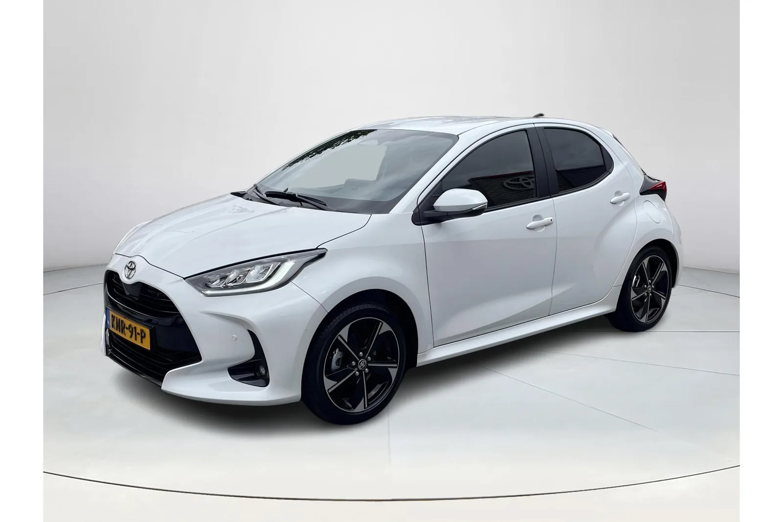 Toyota Yaris (2026) — foto 1