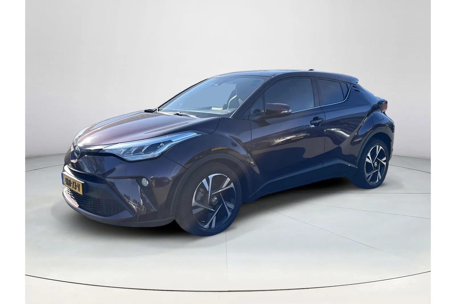 Toyota C-HR (2023) — foto 1