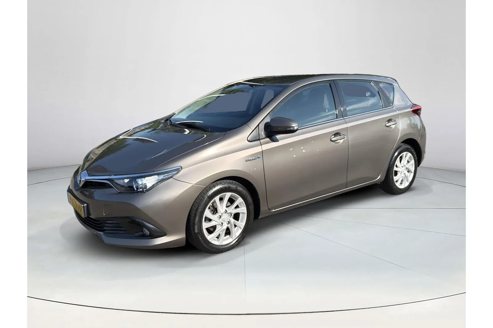 Toyota Auris (2018) — foto 1