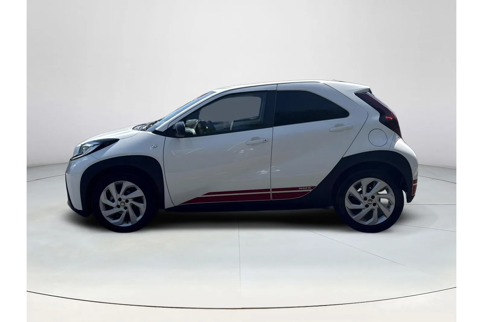 Toyota Aygo X (2022) — foto 1