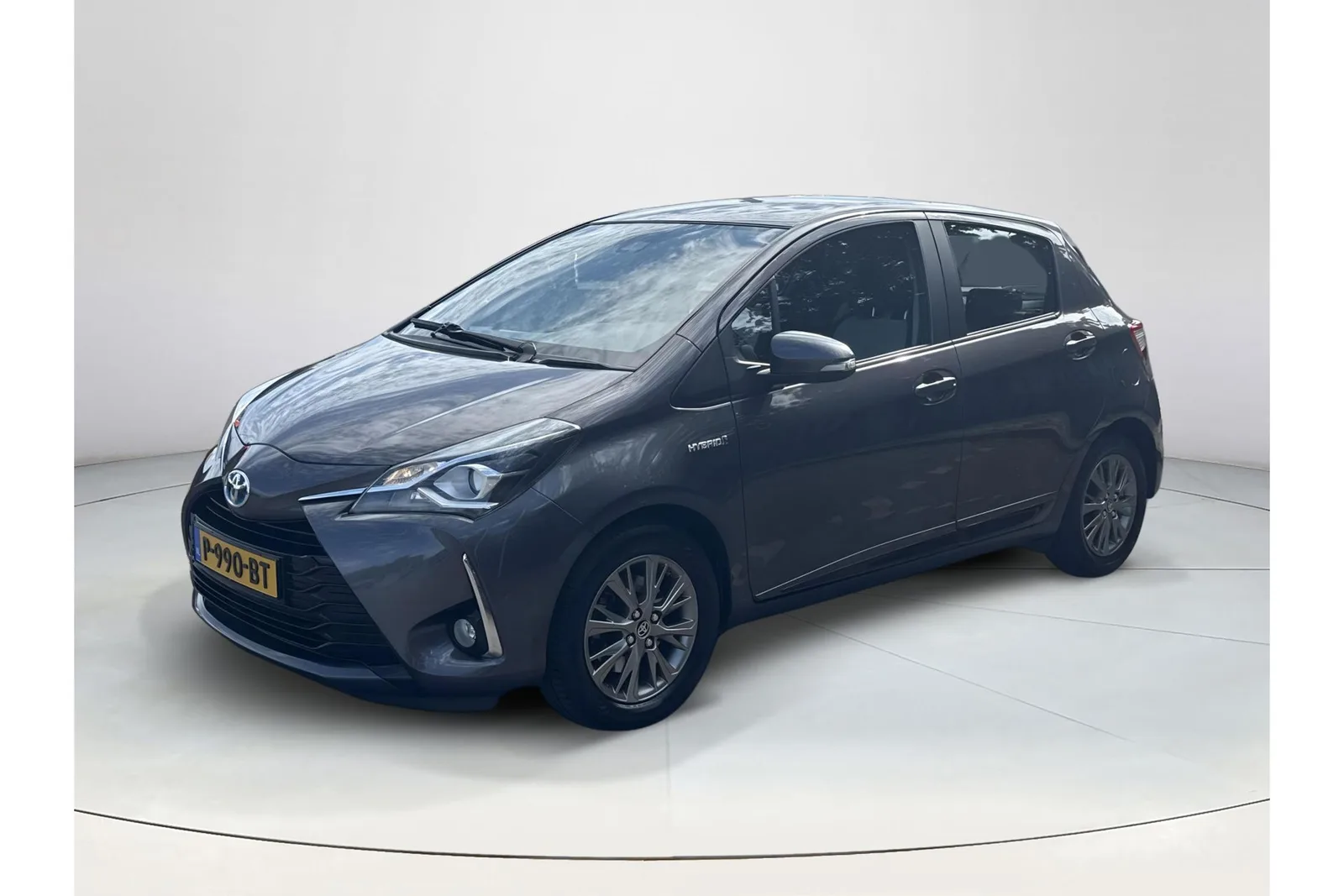 Toyota Yaris (2017) — foto 1