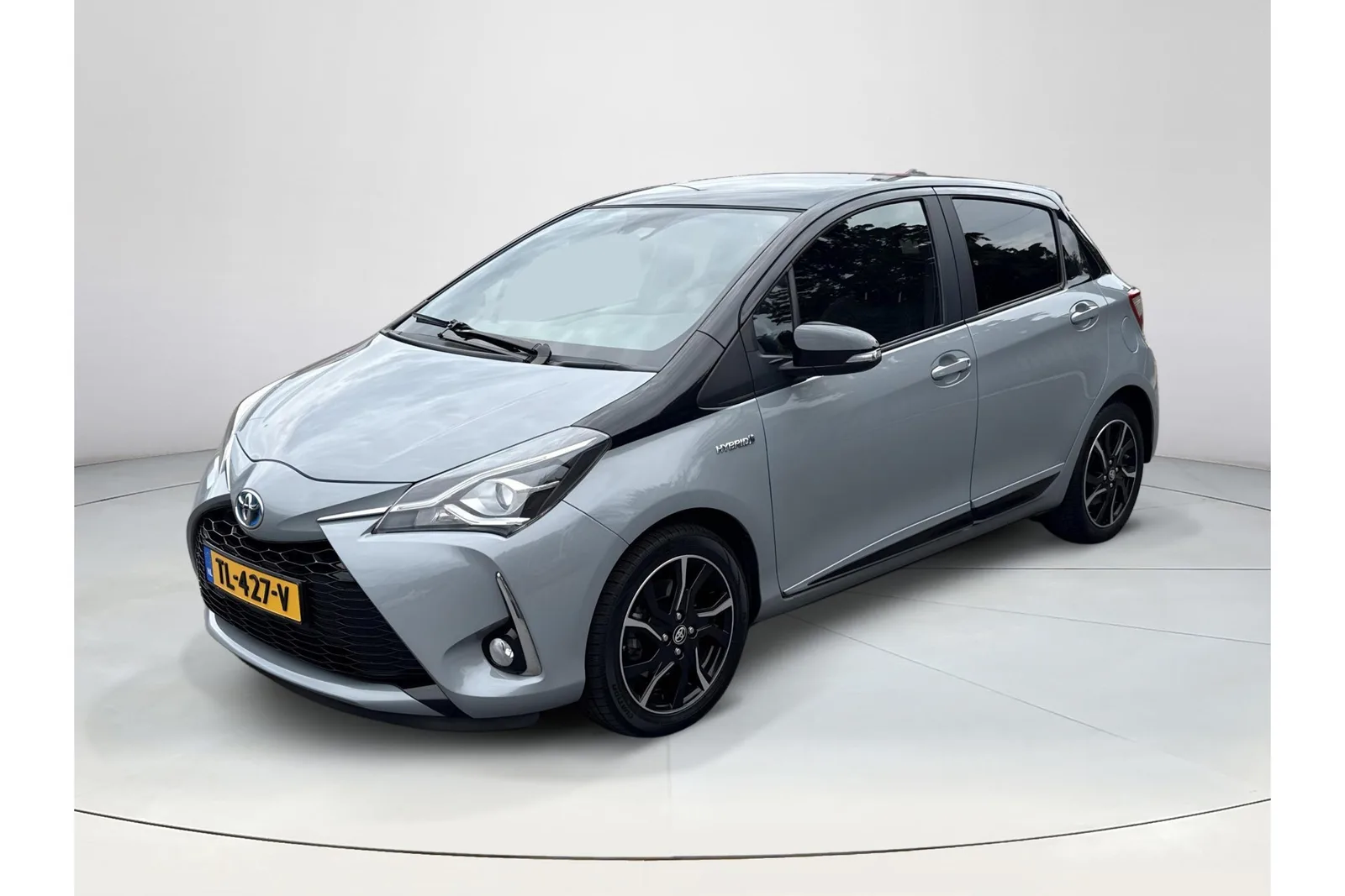 Toyota Yaris (2018) — foto 1