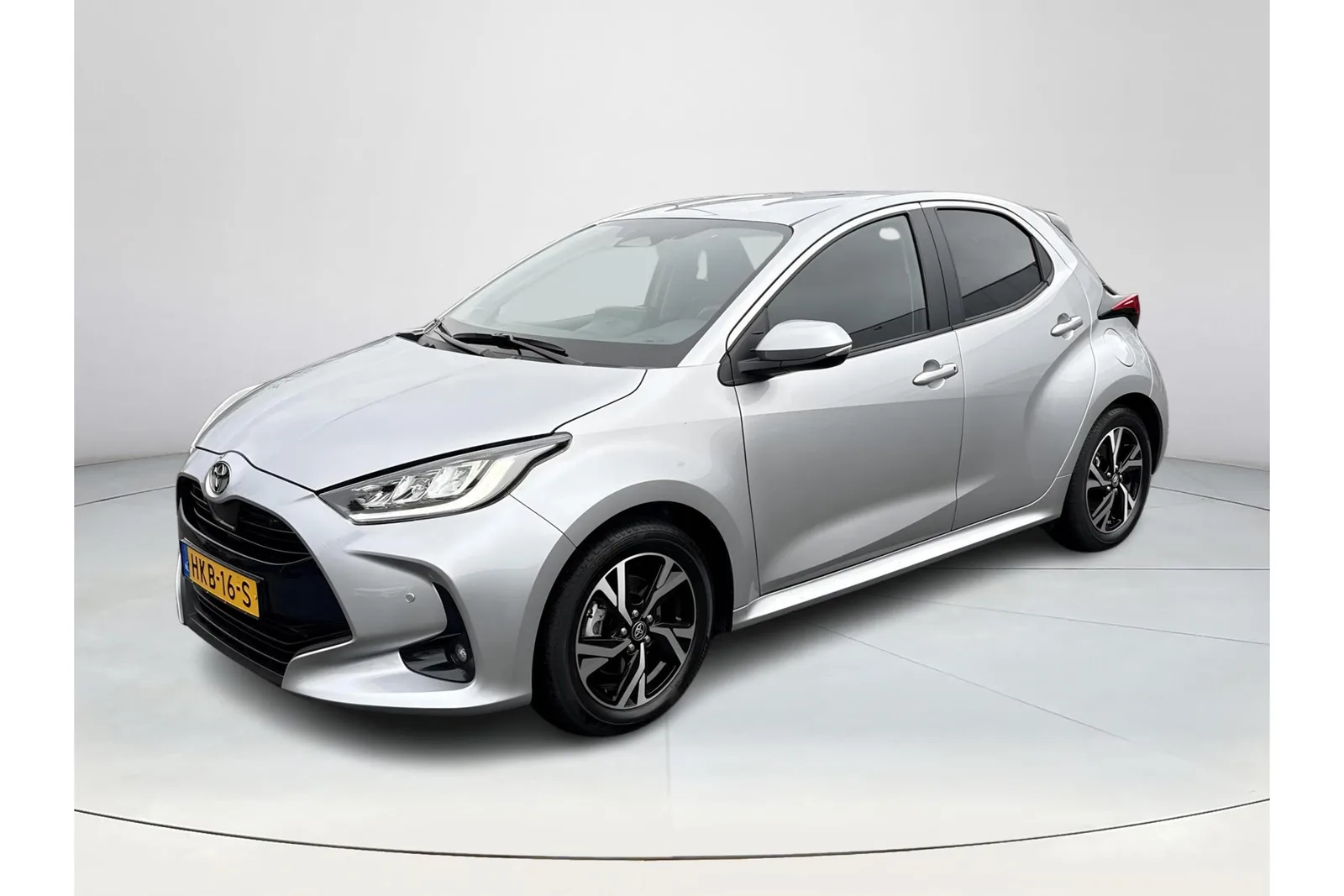 Toyota Yaris (2025) — foto 1