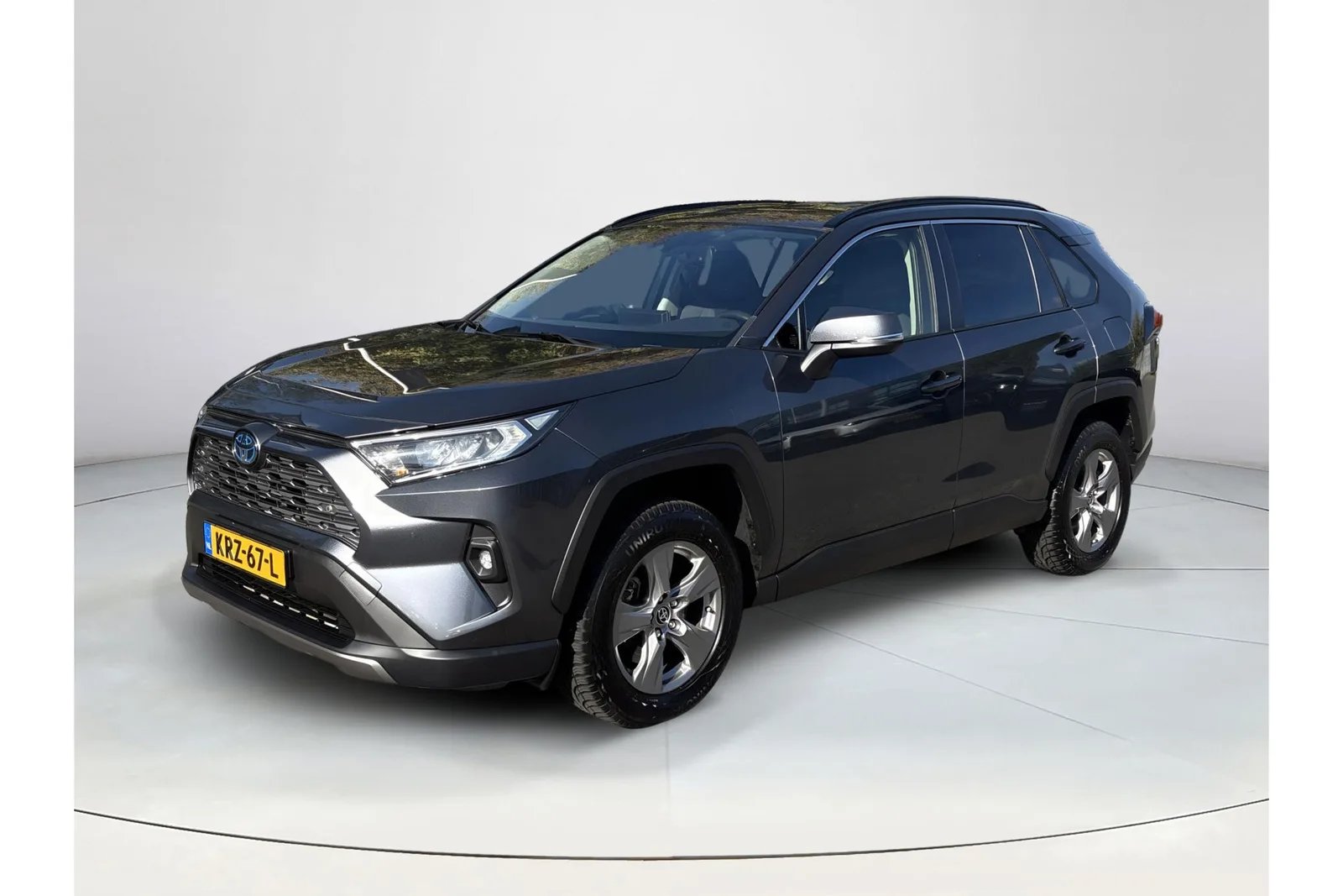 Toyota RAV4 (2022) — foto 1