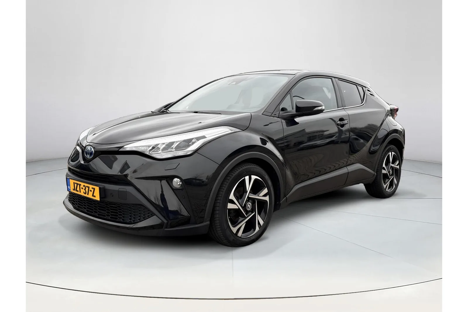 Toyota C-HR (2023) — foto 1