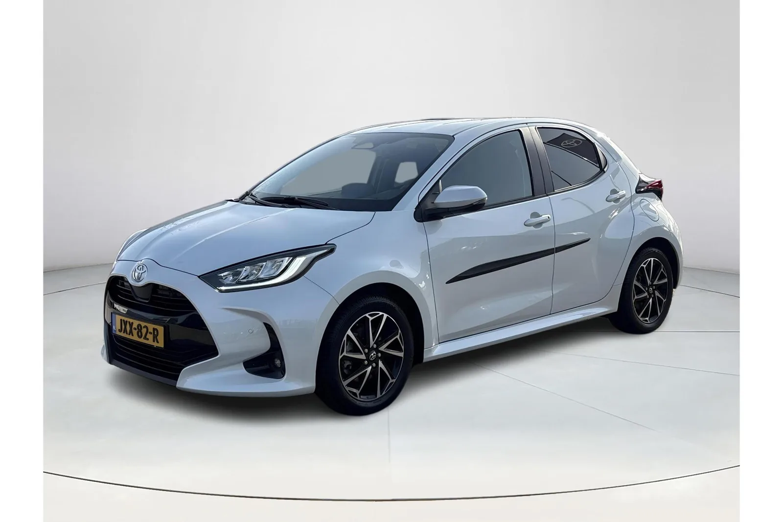 Toyota Yaris (2025) — foto 1