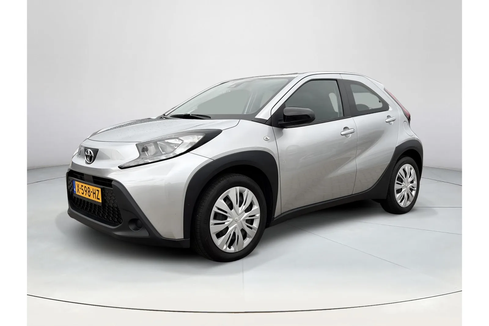 Toyota Aygo X (2022) — foto 1