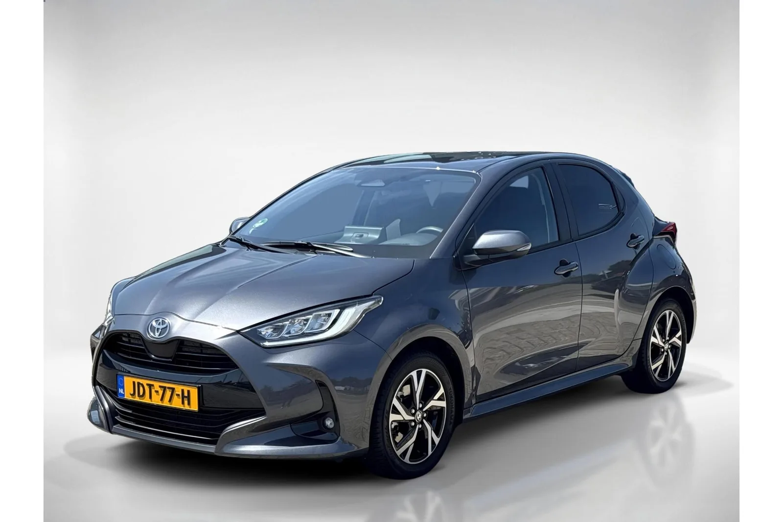 Toyota Yaris (2025) — foto 1