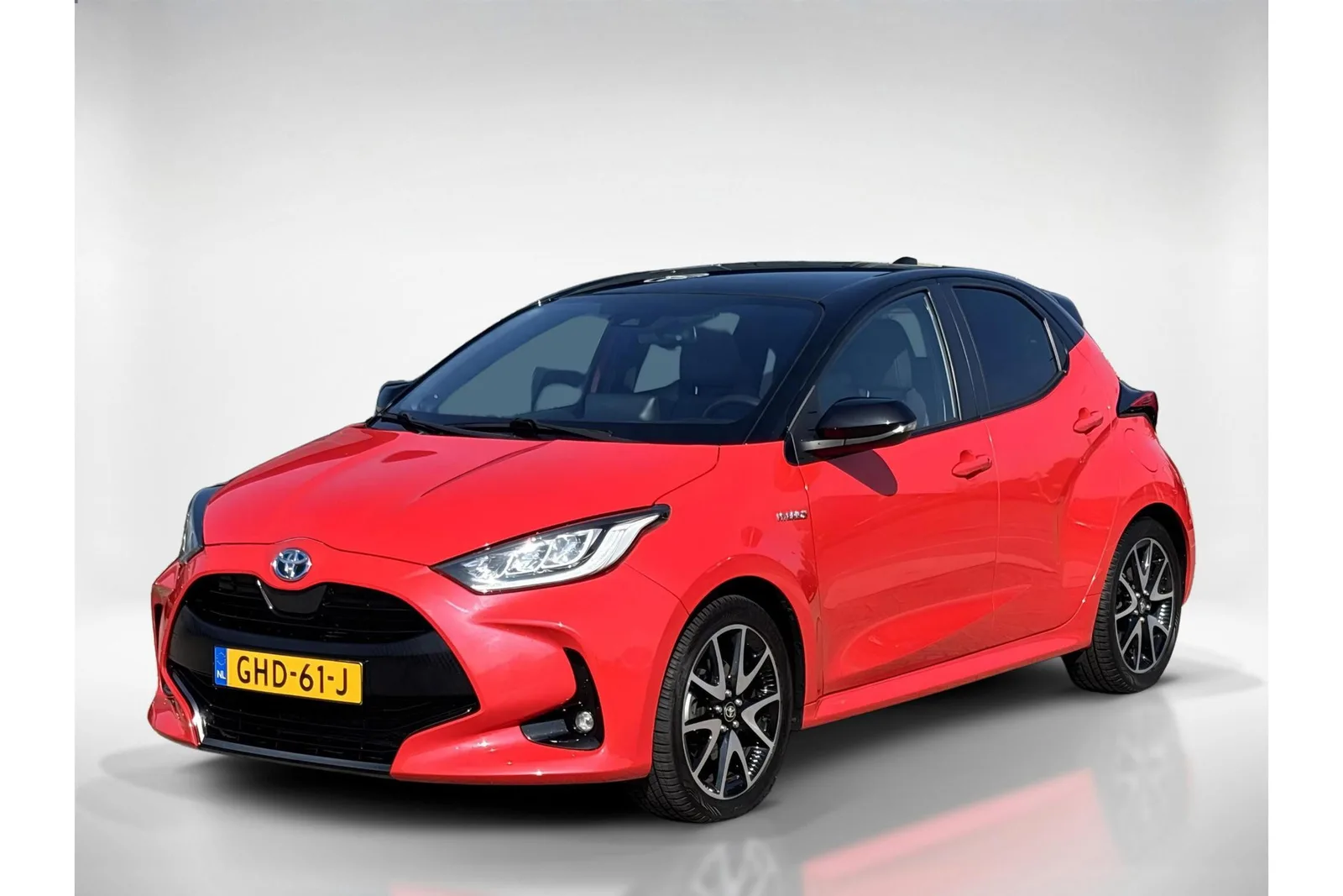 Toyota Yaris (2021) — foto 1
