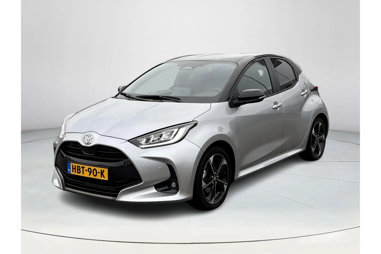 Toyota Yaris (2025) — foto 1