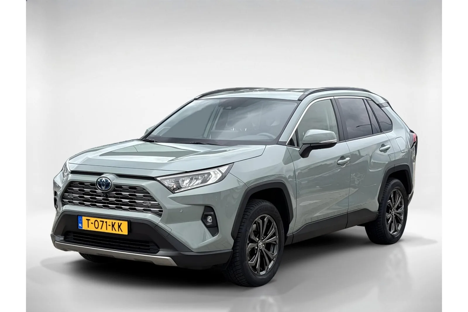 Toyota RAV4 (2023) — foto 1