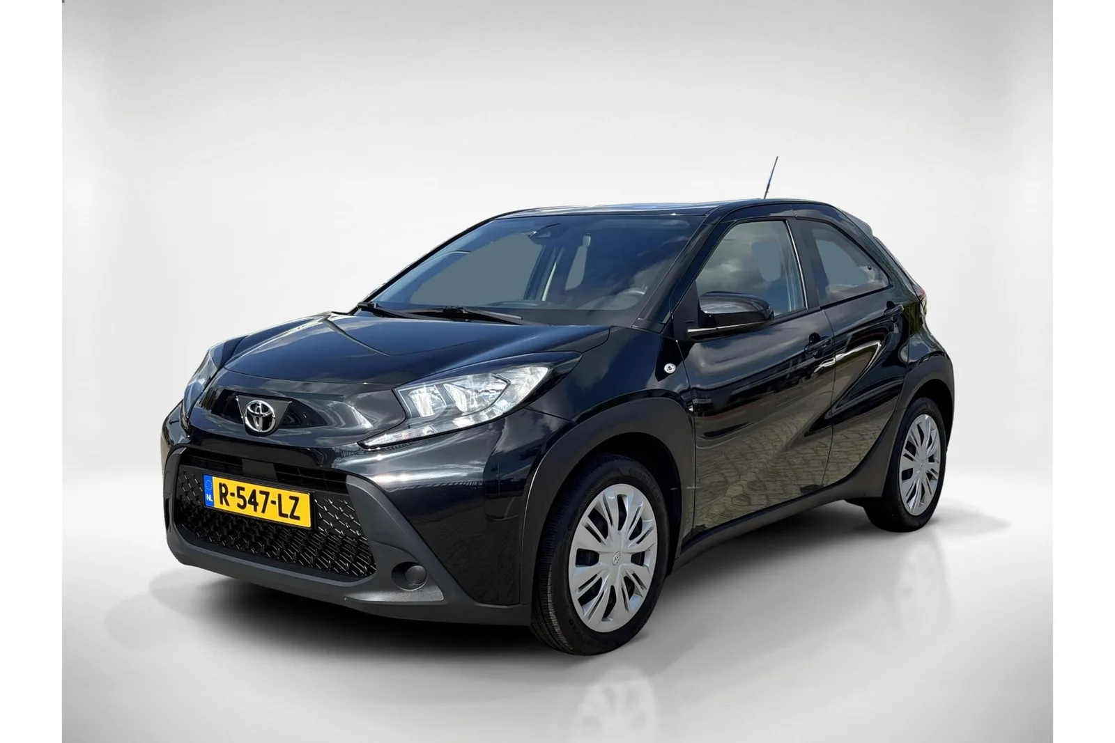 Toyota Aygo X (2022) — foto 1