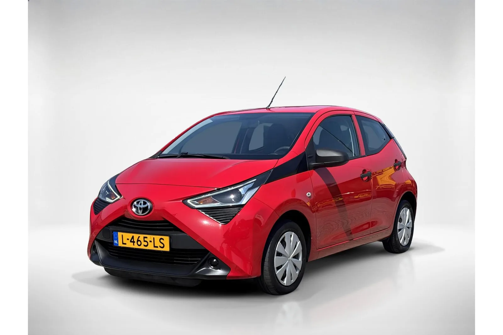 Toyota Aygo (2021) — foto 1
