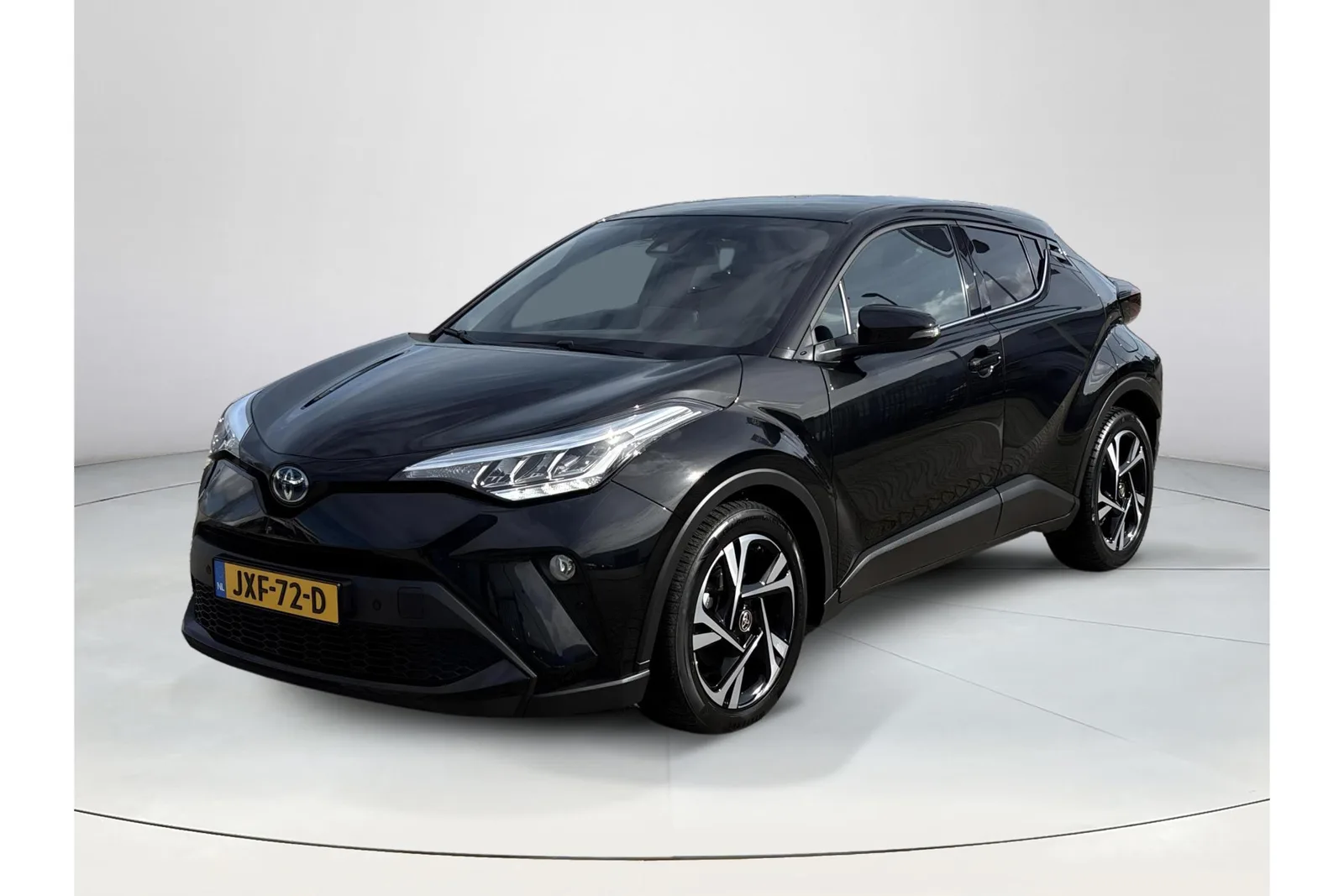Toyota C-HR (2023) — foto 1