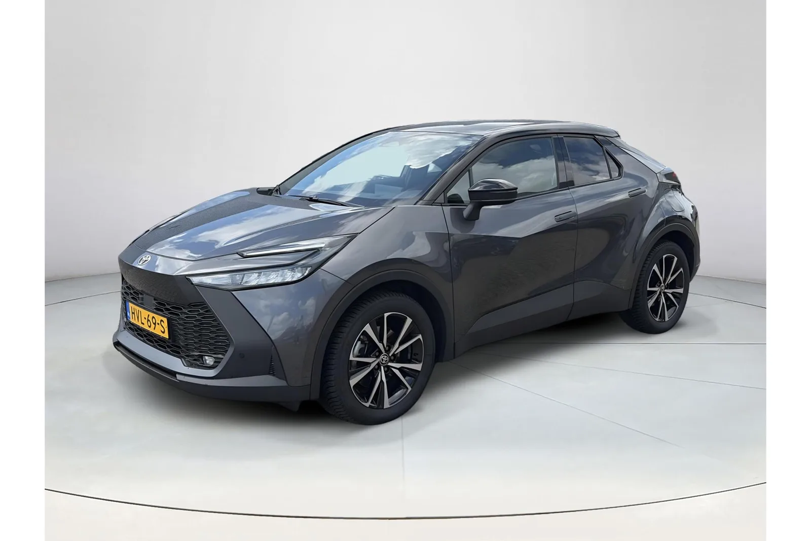 Toyota C-HR (2025) — foto 1